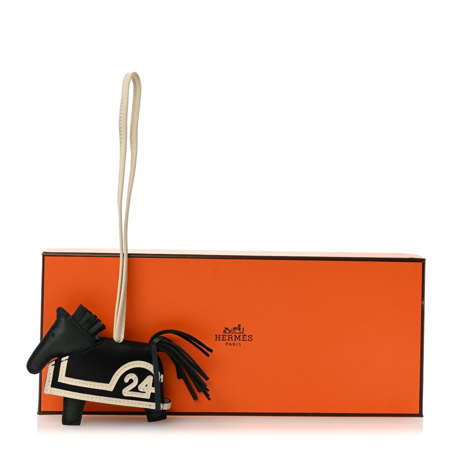 Hermes Milo Lambskin Grigri Rodeo Robeo Ceur Bag 24 Charm PM Vert Mangrove Black Craie 4 of 4