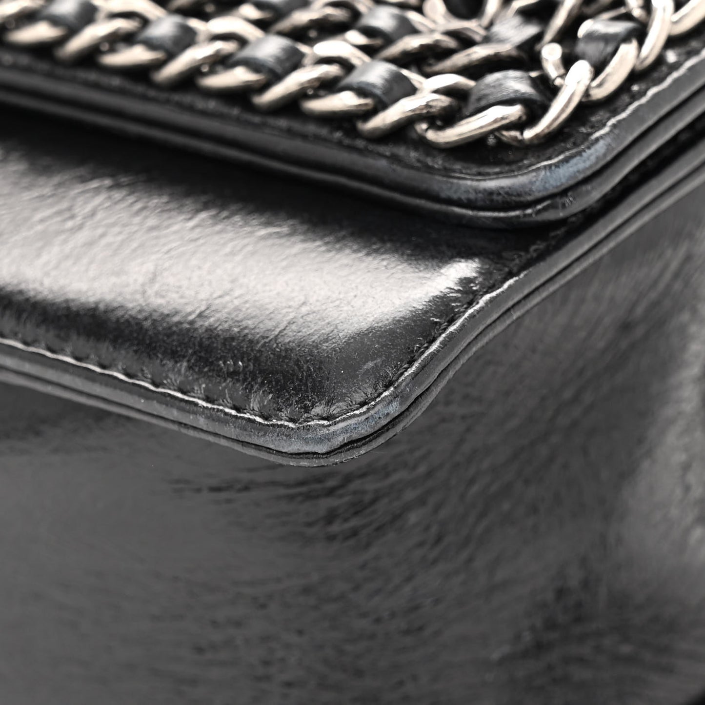 Glazed Calfskin Quilted Medium Chain Around Boy Flap Black