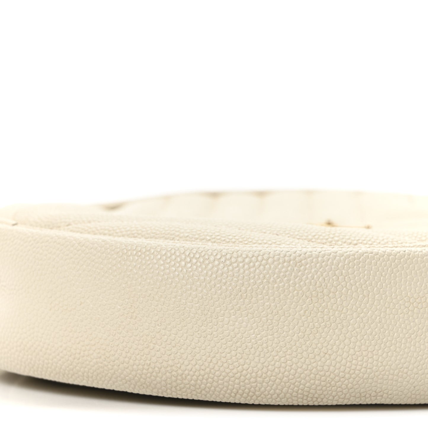 Grain De Poudre Matelasse Chevron Quilted Round Vinyle Camera Bag Crema Soft