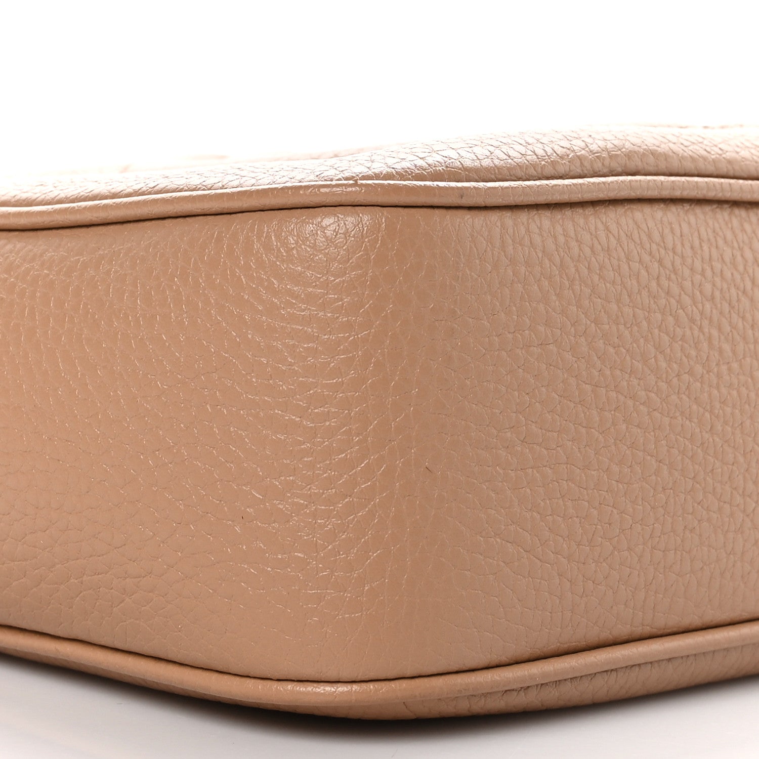 Gucci Pebbled Calfskin Small Soho Disco Bag Camelia 8 of 9