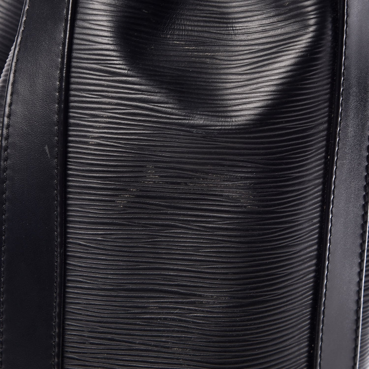 Louis Vuitton Epi Randonnee PM Black 13 of 15