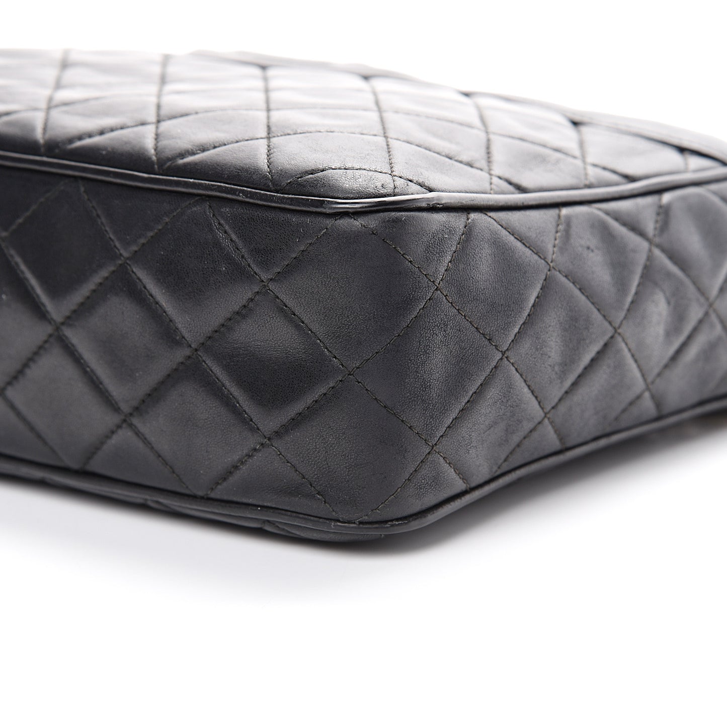Lambskin Quilted CC Tassel Camera Case Black