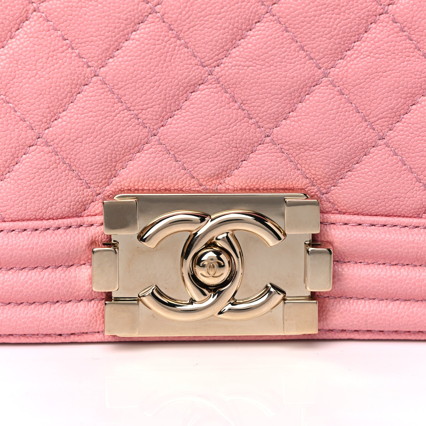 Caviar Quilted Medium Boy Flap Pink