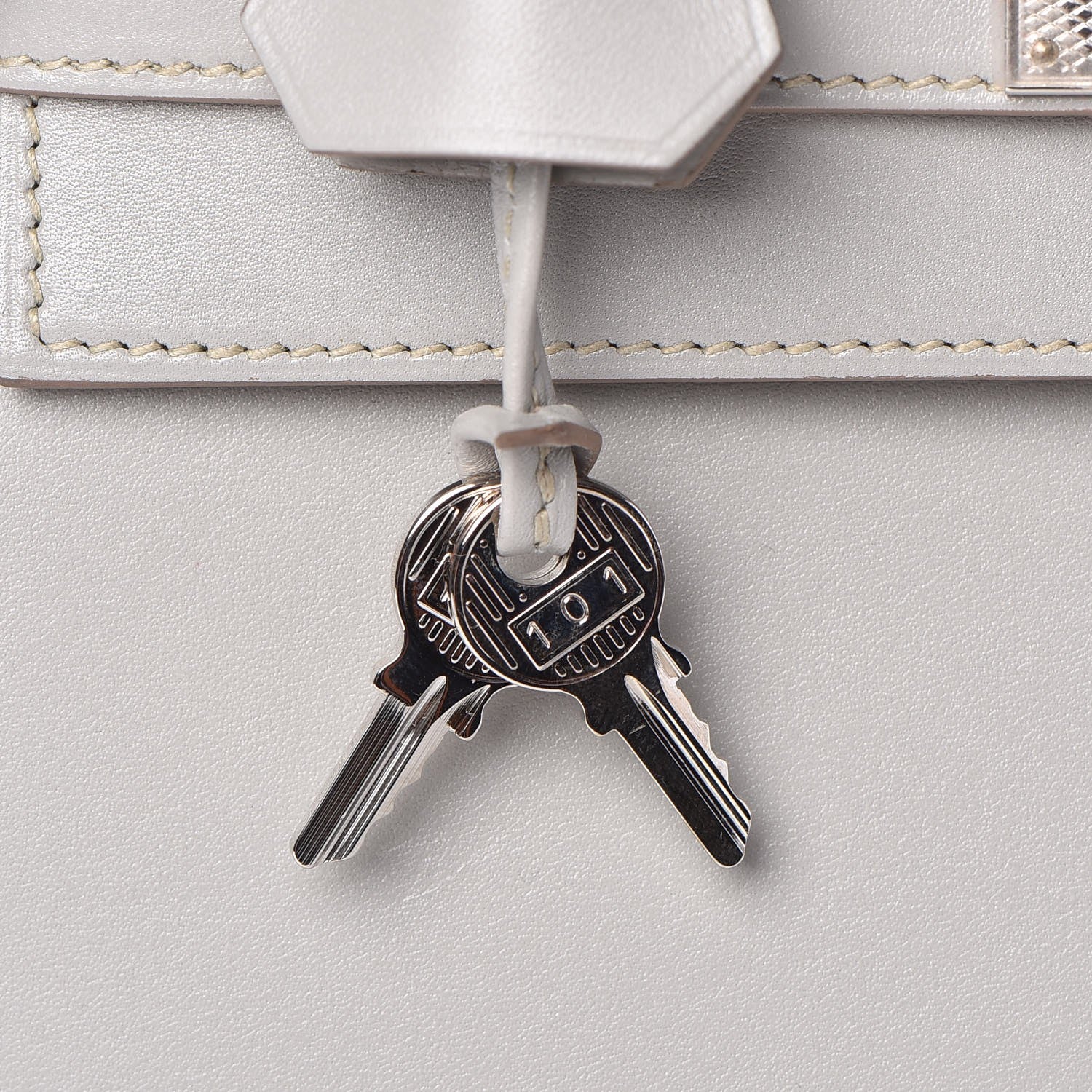 Hermes Tadelakt Kelly Sellier Guilloche 28 Gris Perle 31 of 36