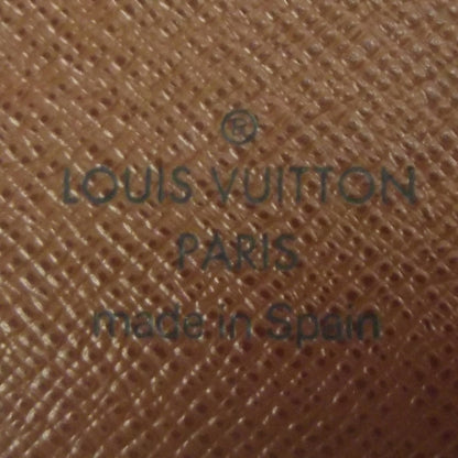Louis Vuitton Monogram Passport Cover 6 of 7
