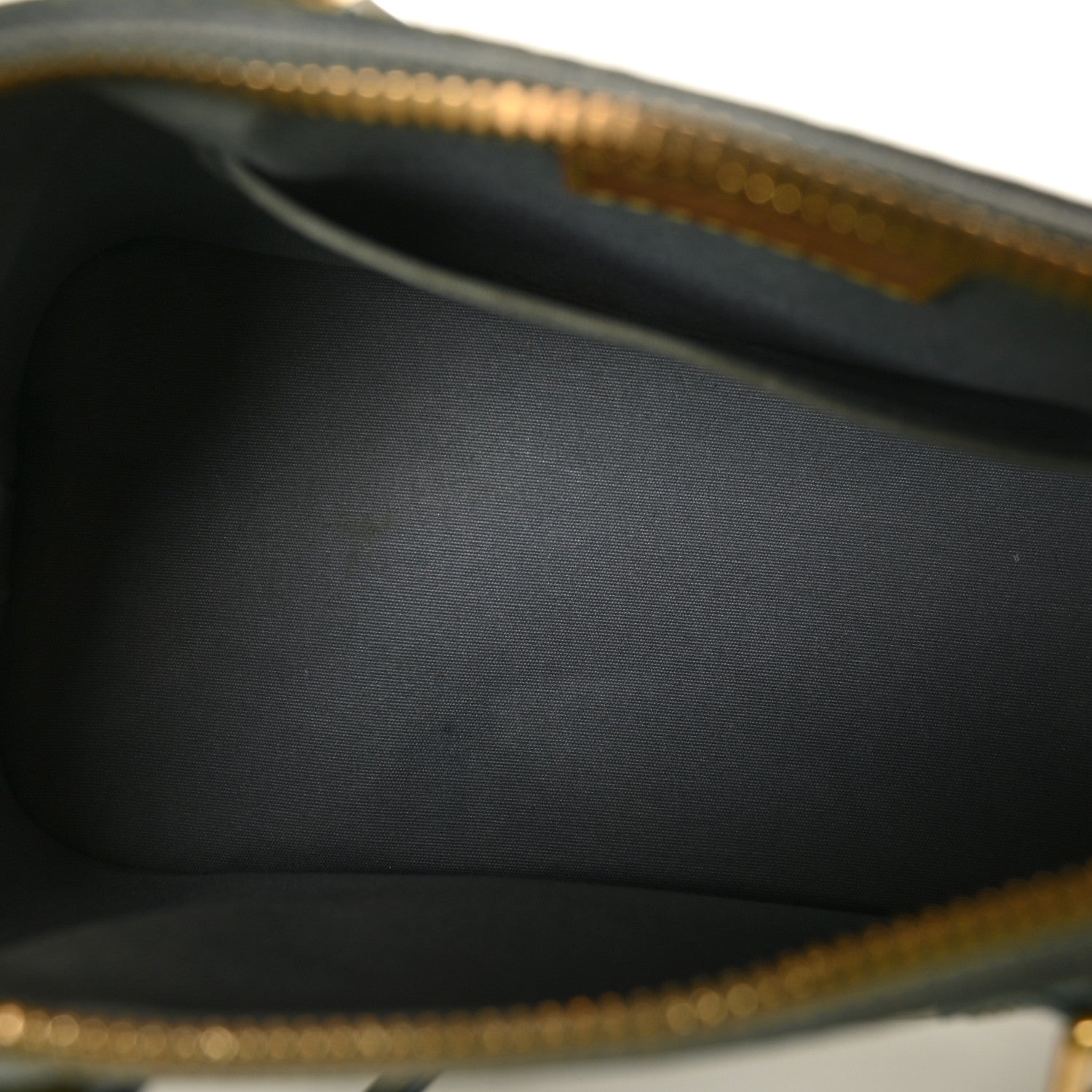 Louis Vuitton Vernis Alma BB Givre 4 of 5