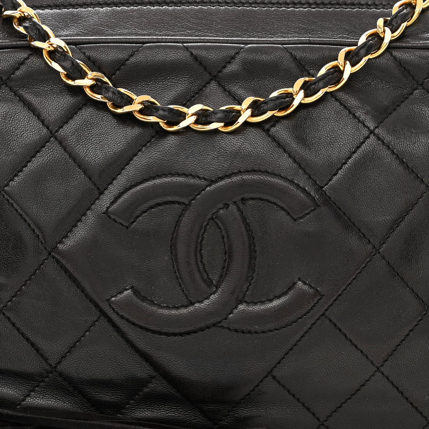 Lambskin Quilted CC Tassel Camera Case Black