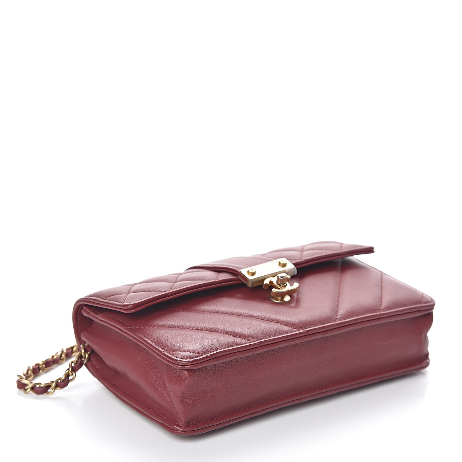 Chanel Lambskin Chevron Quilted CC Wallet On Chain WOC Red 4 of 12