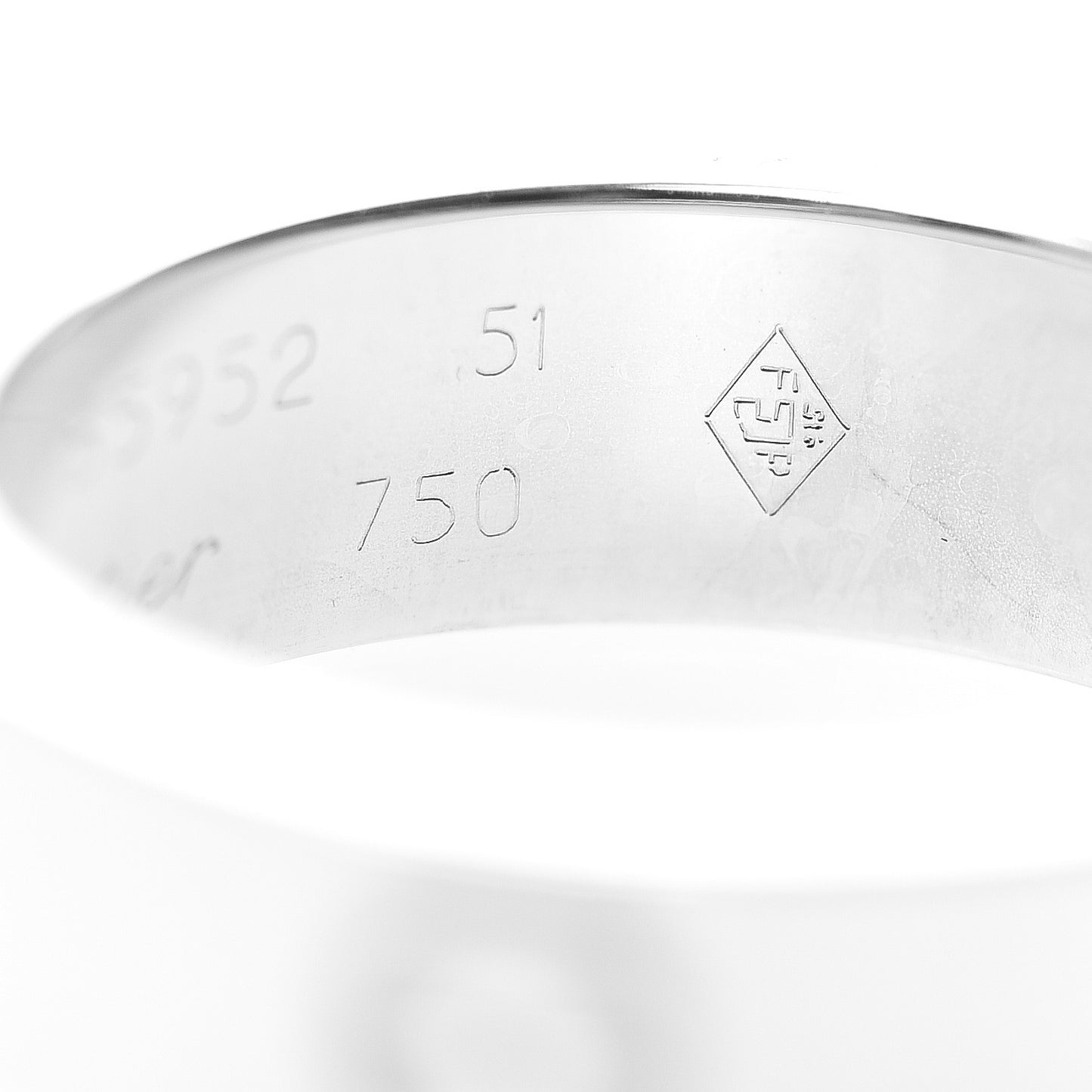 18K White Gold 5.5mm LOVE Ring 51 5.75