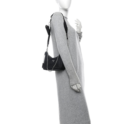 Prada Nylon Re-Edition 2005 Shoulder Bag Black 2 of 9