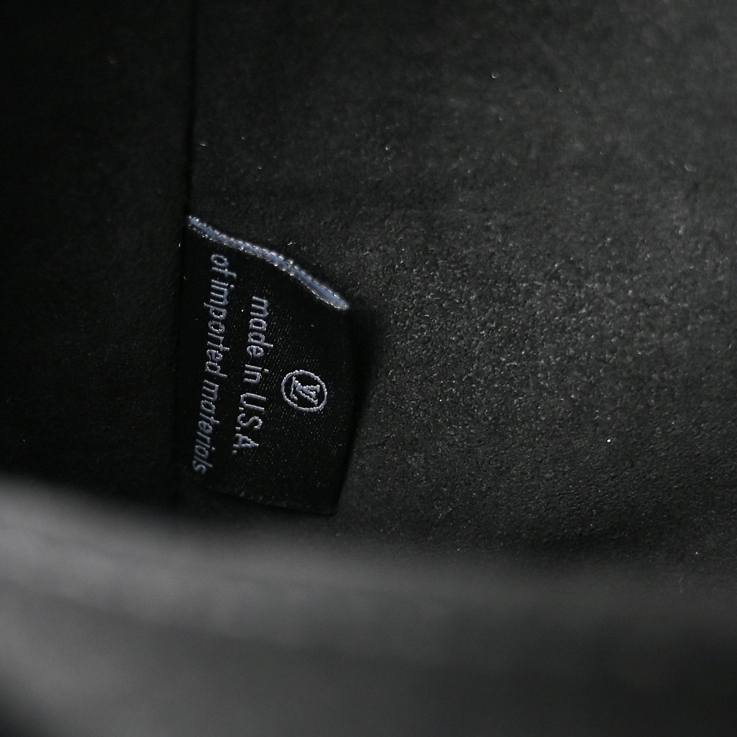Reverse Monogram Pochette Metis