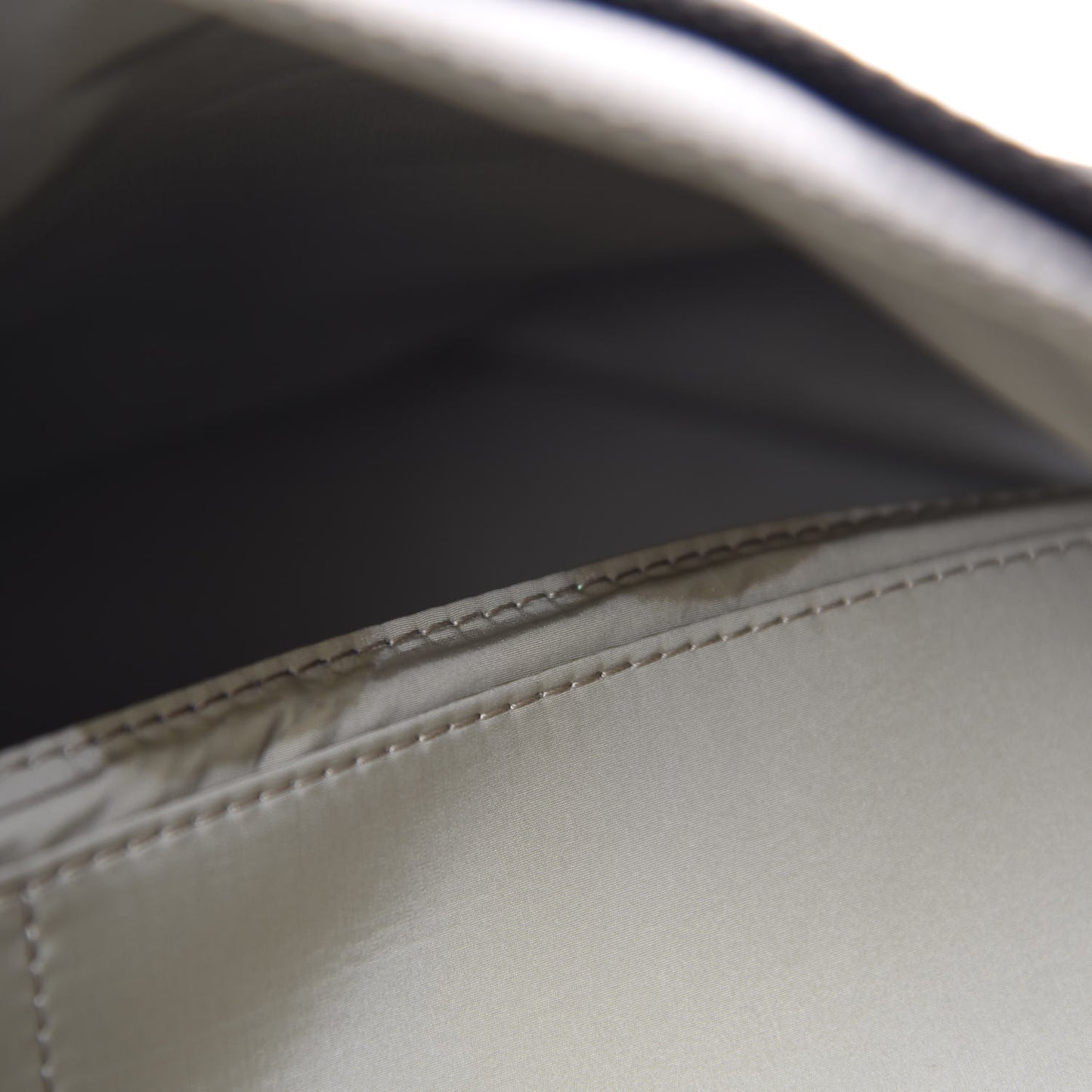 Damier Geant Messenger Bag Sable