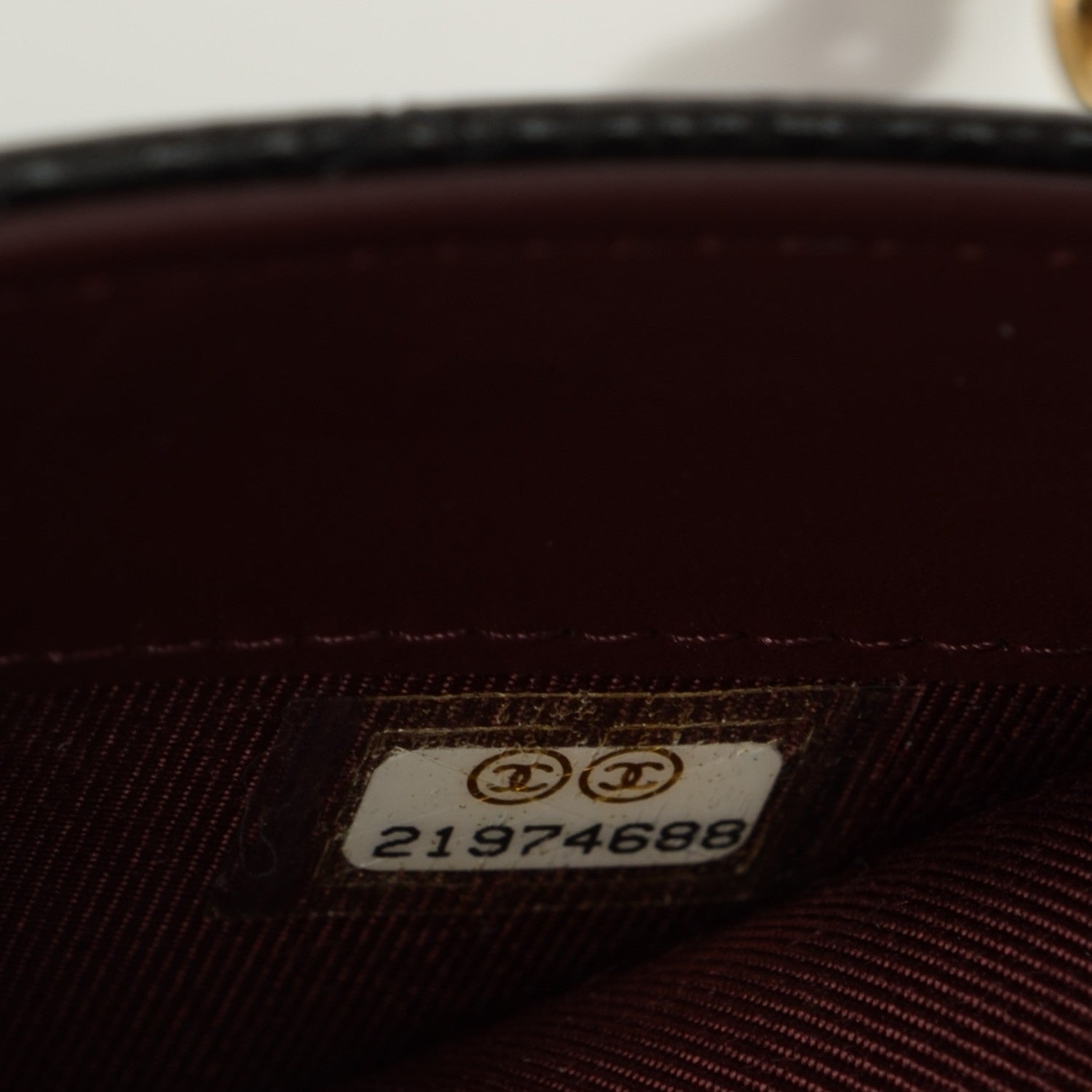 Chanel Caviar Quilted Wallet With Chain Black 9 of 9