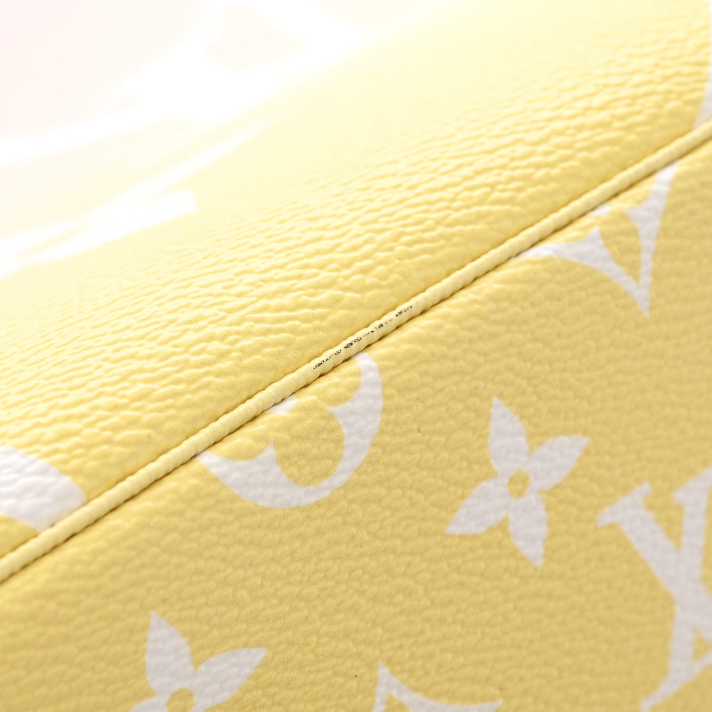 Monogram Giant By The Pool Neverfull MM Light Pink