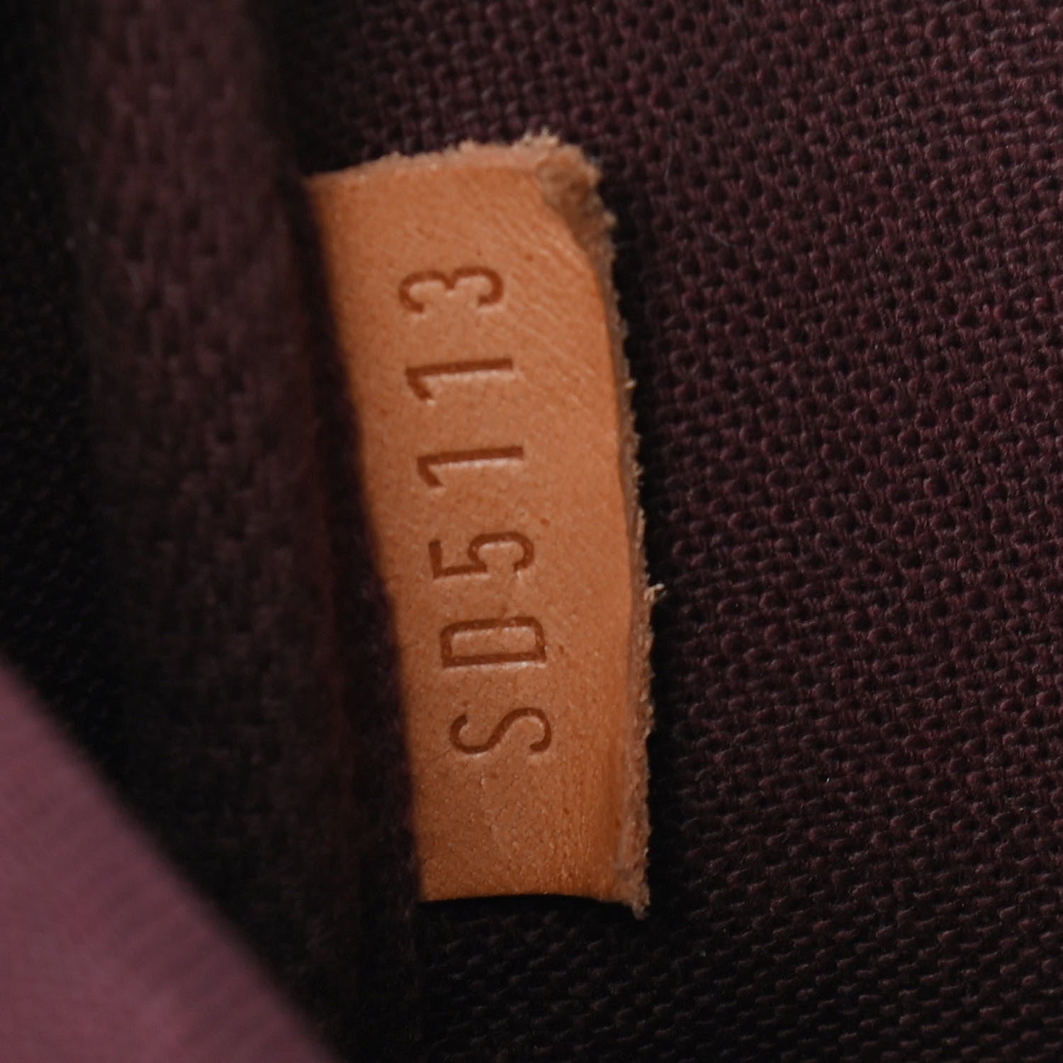 Louis Vuitton Monogram Favorite MM 8 of 10