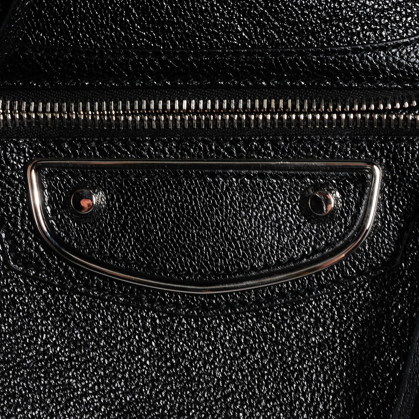 Chevre Silver Metallic Edge Hardware City Black