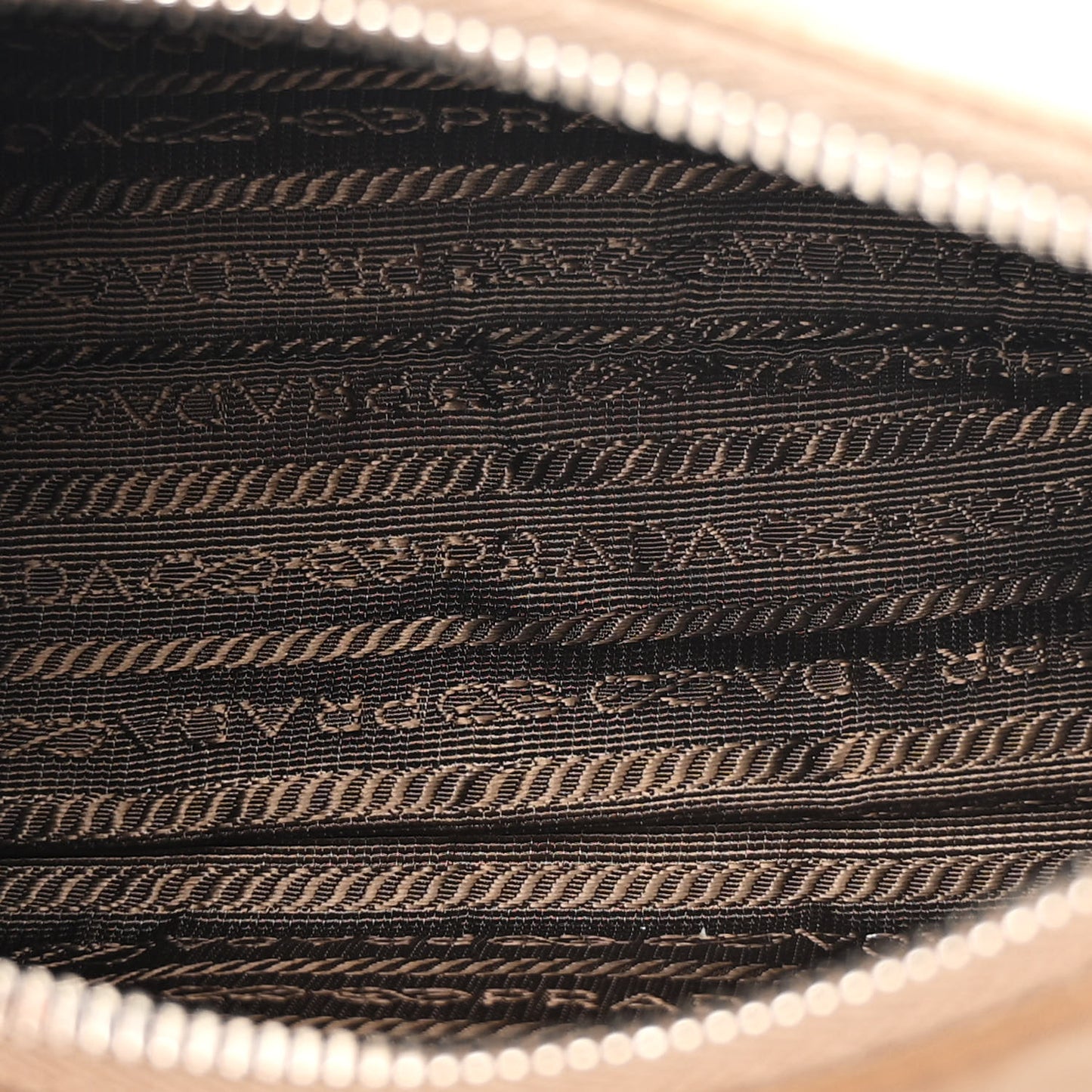 Tessuto Nylon Saffiano Re-Edition 2005 Shoulder Bag Cacao