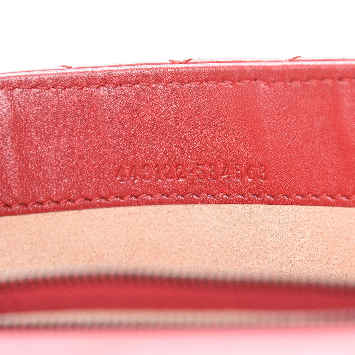 Calfskin Matelasse Mini GG Marmont Chain Wallet Hibiscus Red