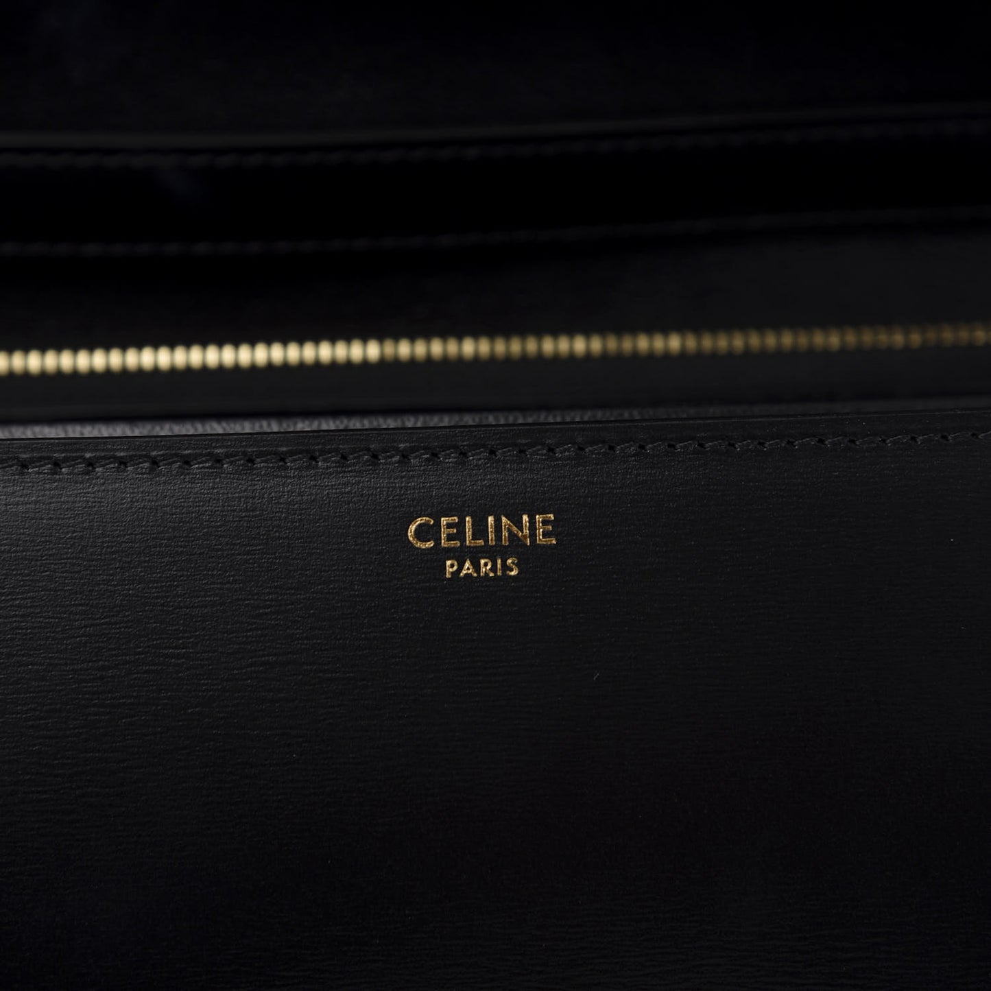 Box Calfskin Medium Classic Box Flap Bag Black