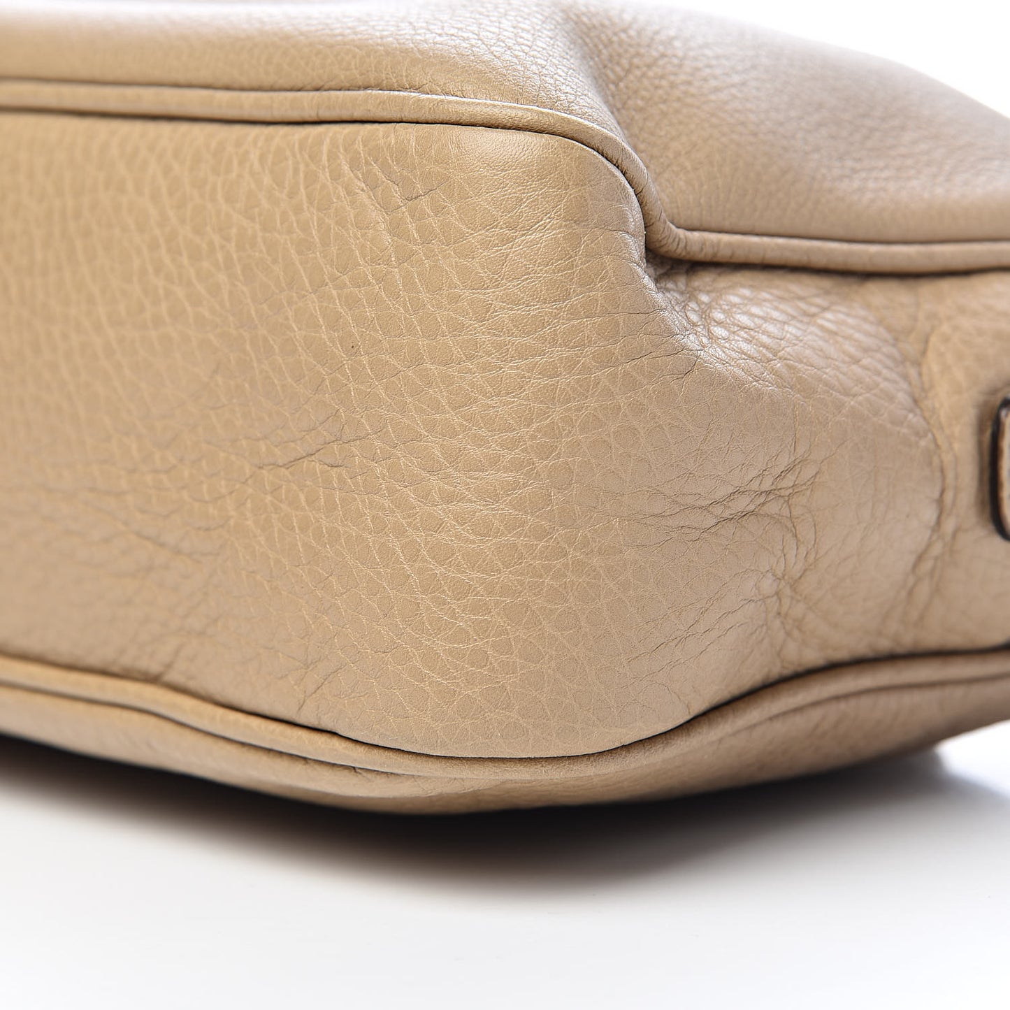 Pebbled Calfskin Small Soho Bowler Camelia