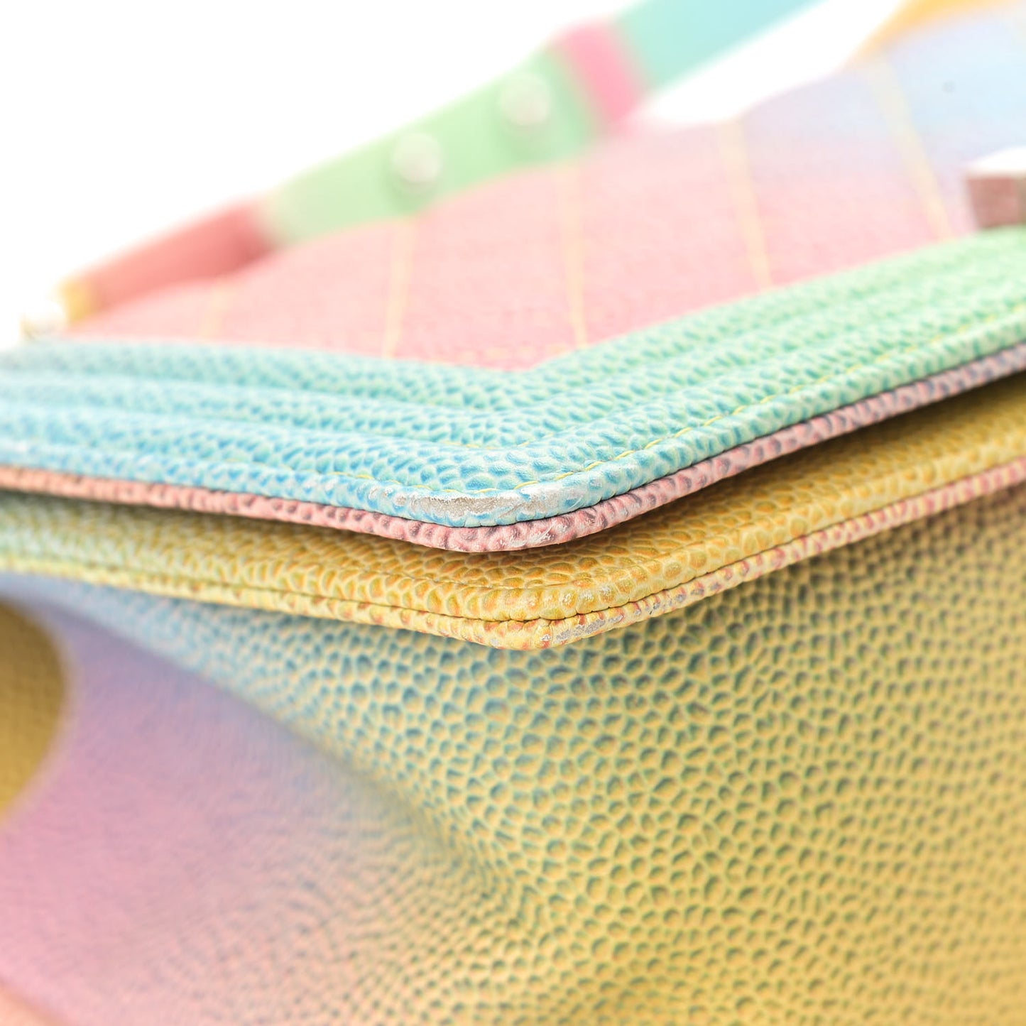 Caviar Quilted Medium Cuba Rainbow Boy Flap Multicolor