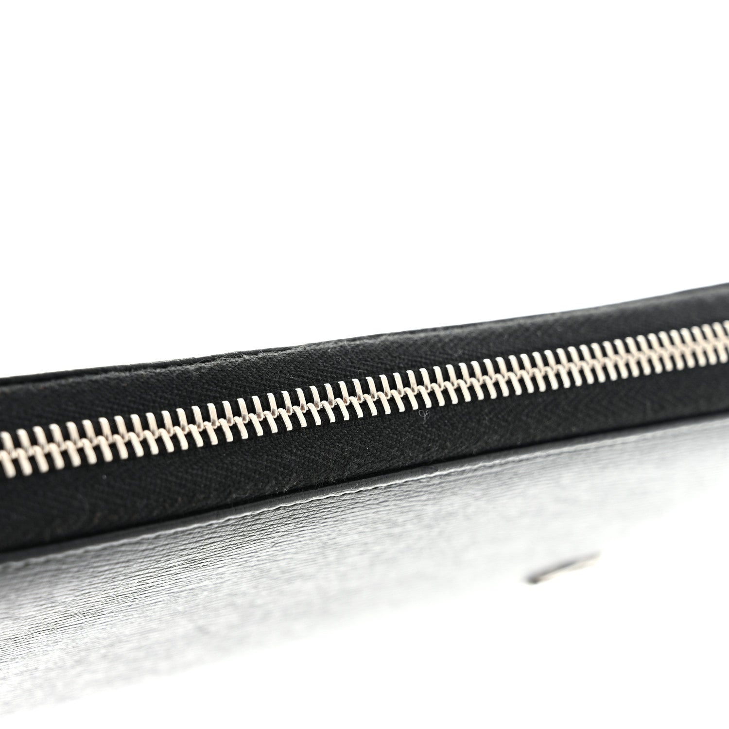 Gucci Calfskin GG Zip Around Wallet Black 9 of 10