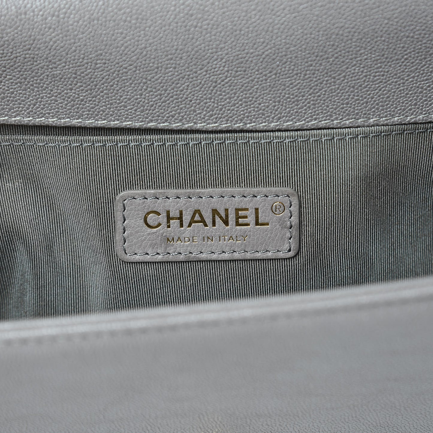 Caviar Quilted Medium Boy Flap Grey