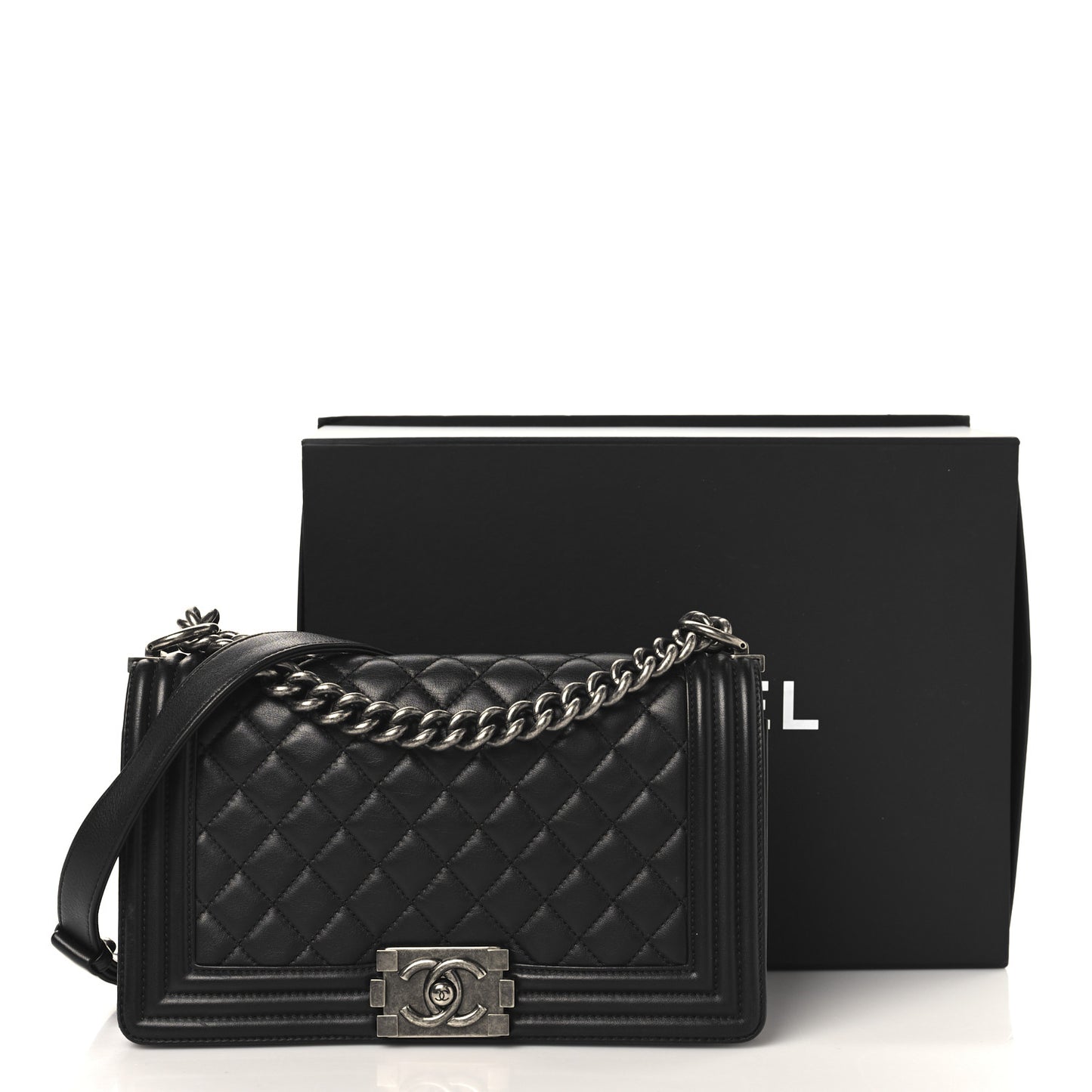 Calfskin Quilted Medium Boy Flap Black