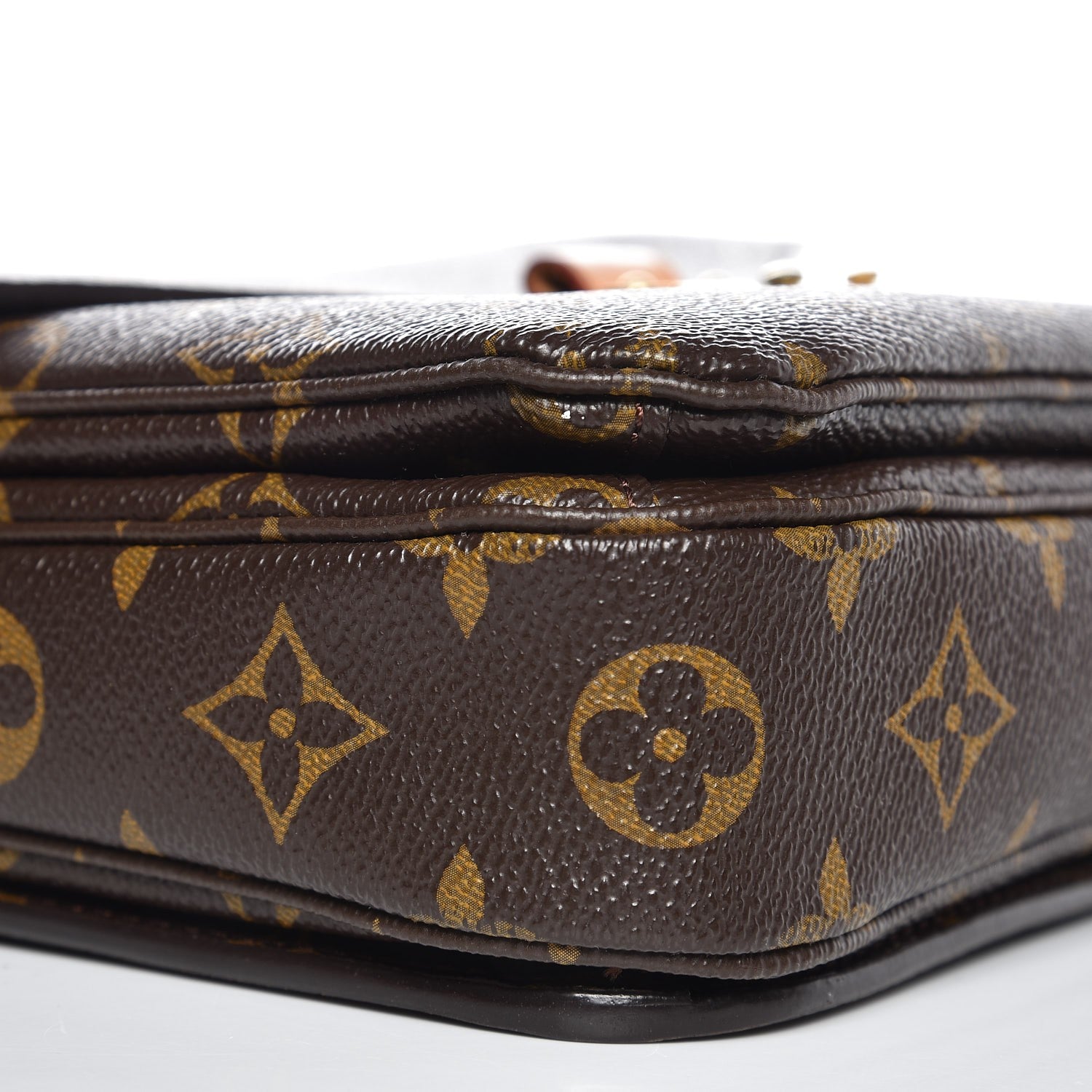 Louis Vuitton Monogram Pochette Metis 7 of 9