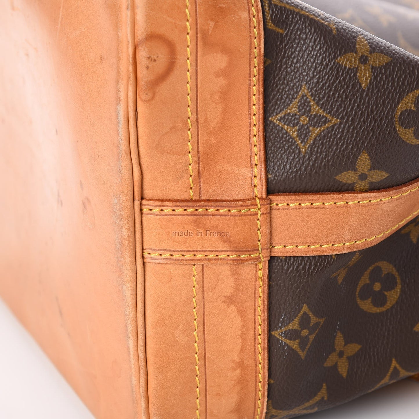 Monogram Noe