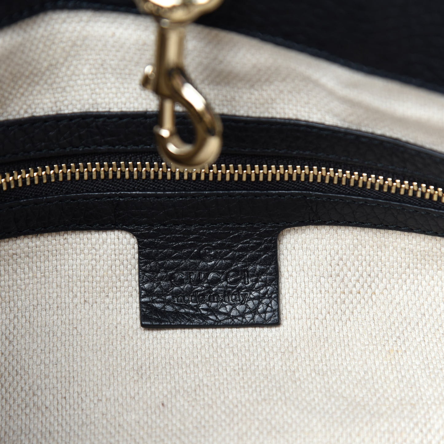 Pebbled Calfskin Medium Soho Chain Shoulder Bag Black