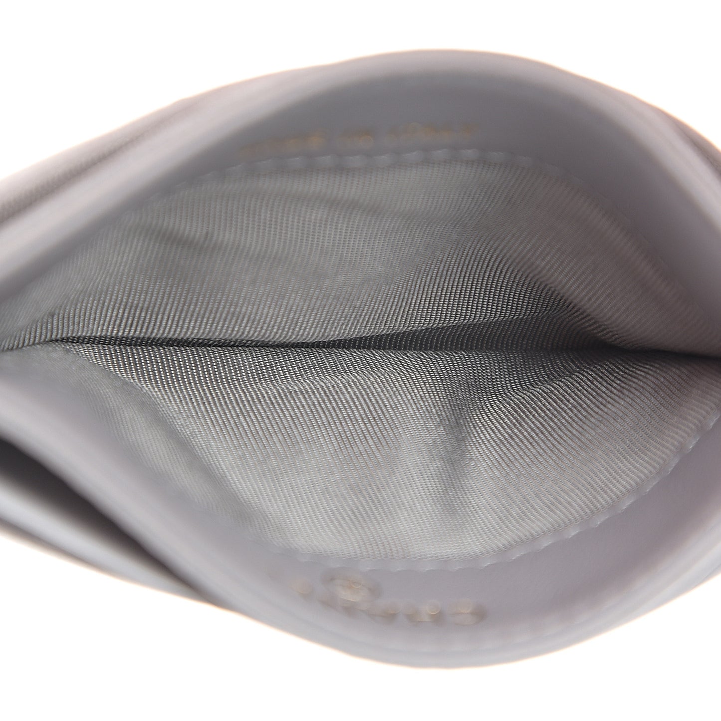 Shiny Goatskin Quilted 19 Card Holder Grey