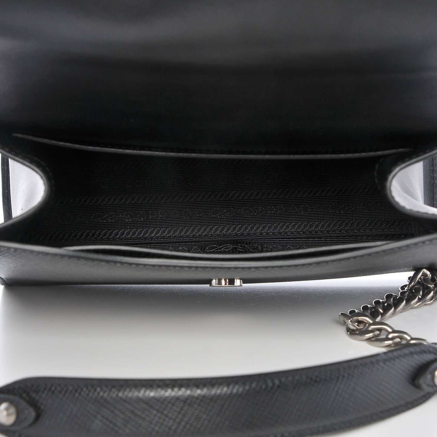 Saffiano Cuir Calfskin Monochrome Envelope Flap Chain Shoulder Bag Black