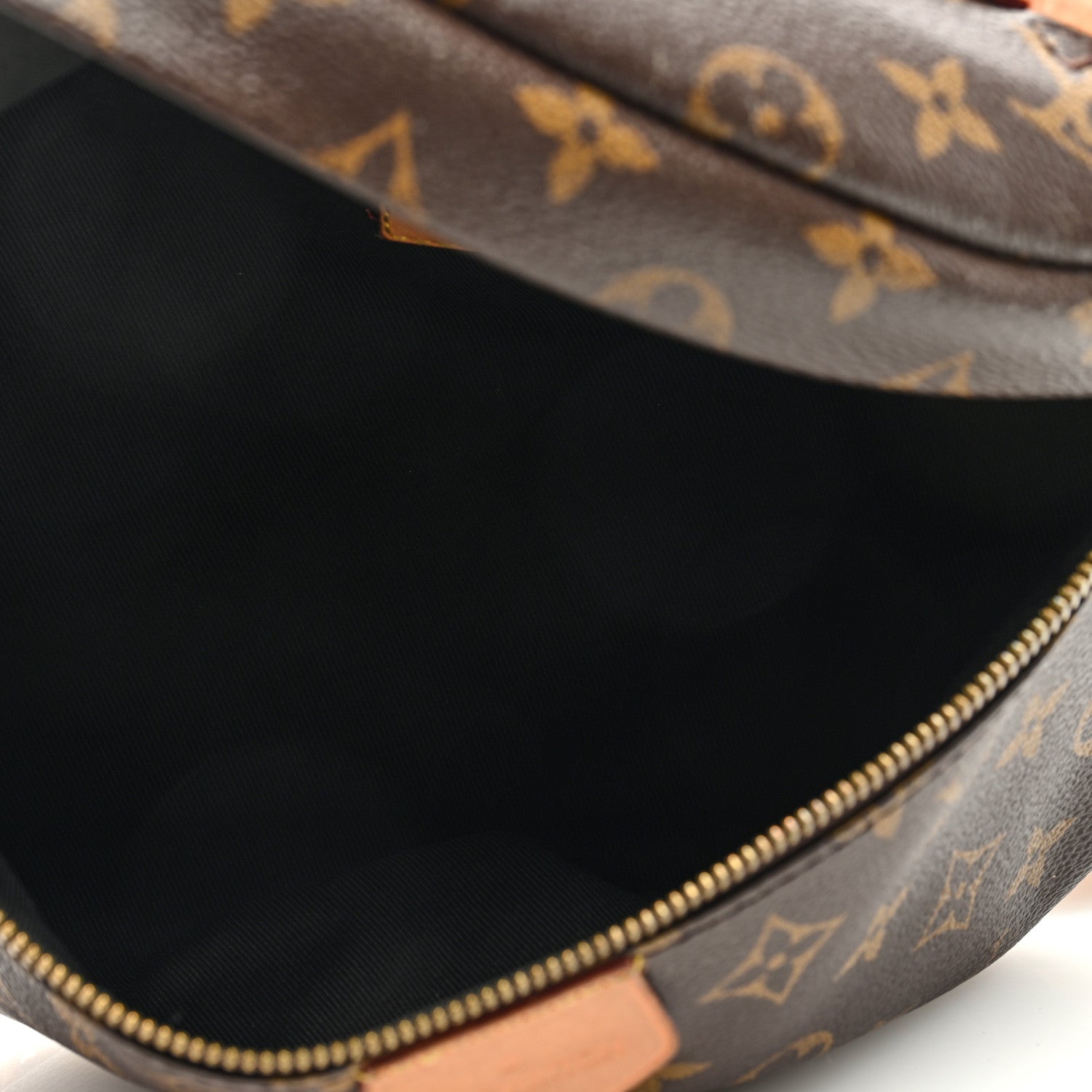 Louis Vuitton Monogram Bumbag 5 of 11