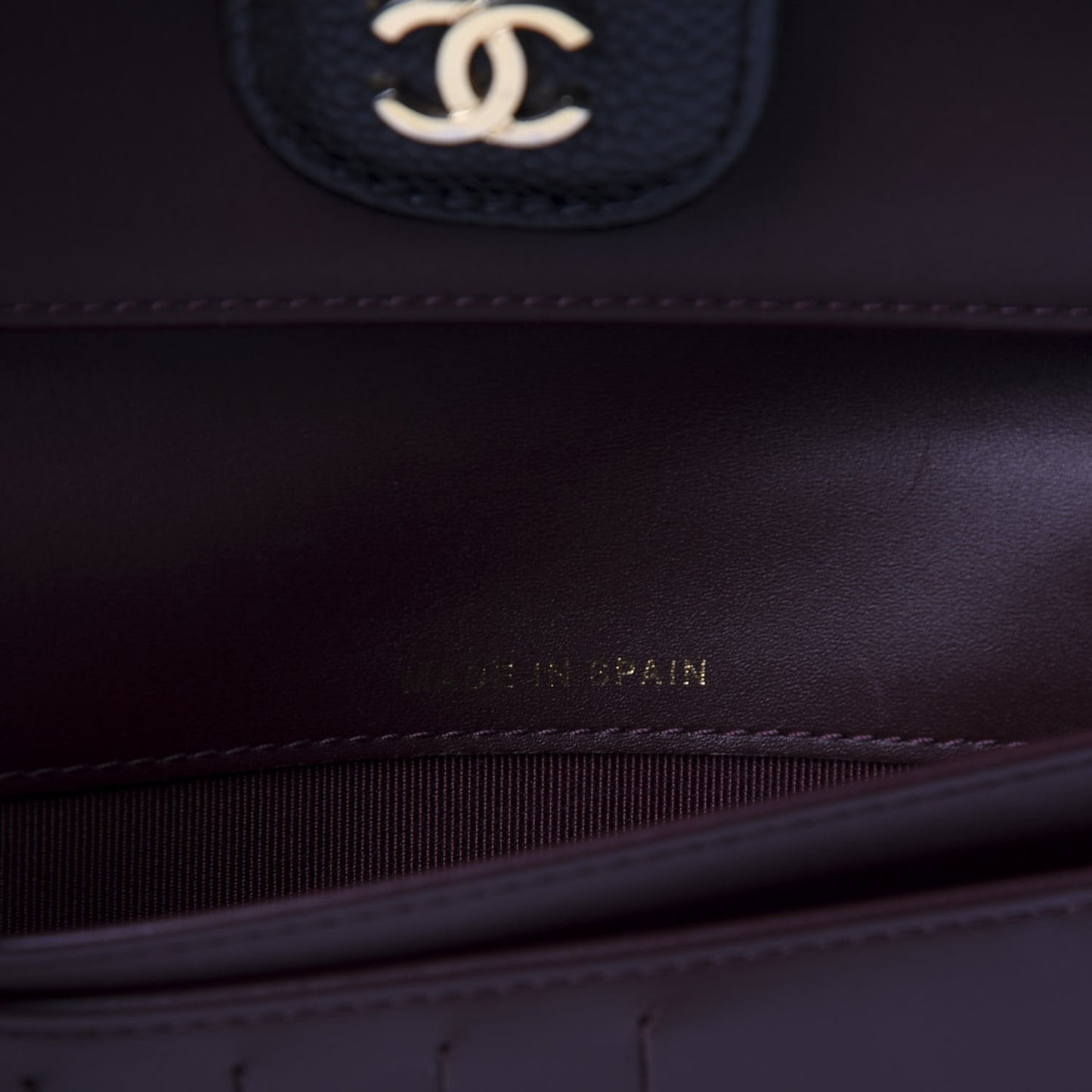Caviar Quilted Long Flap Wallet Black