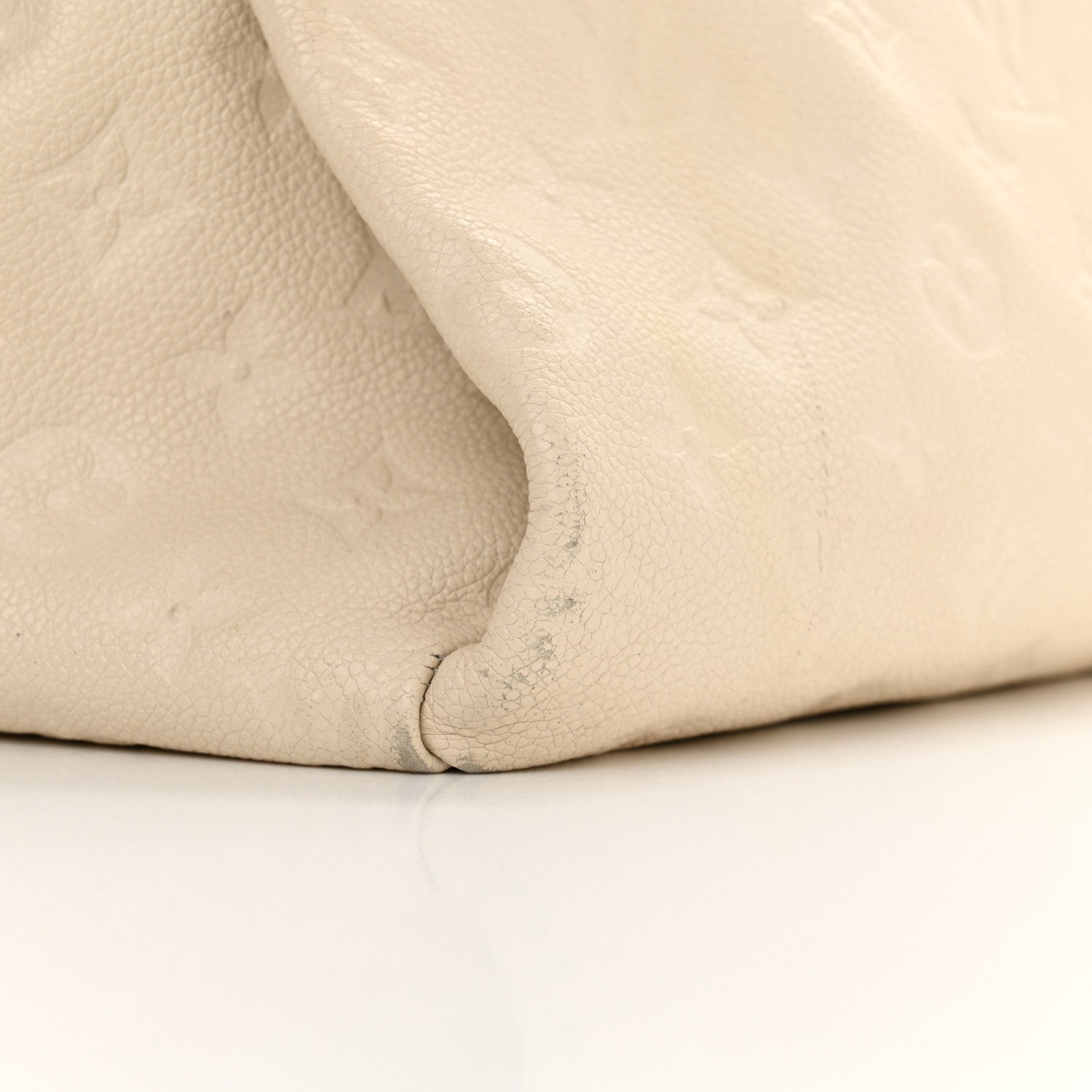 Louis Vuitton Empreinte Artsy MM Creme 16 of 18