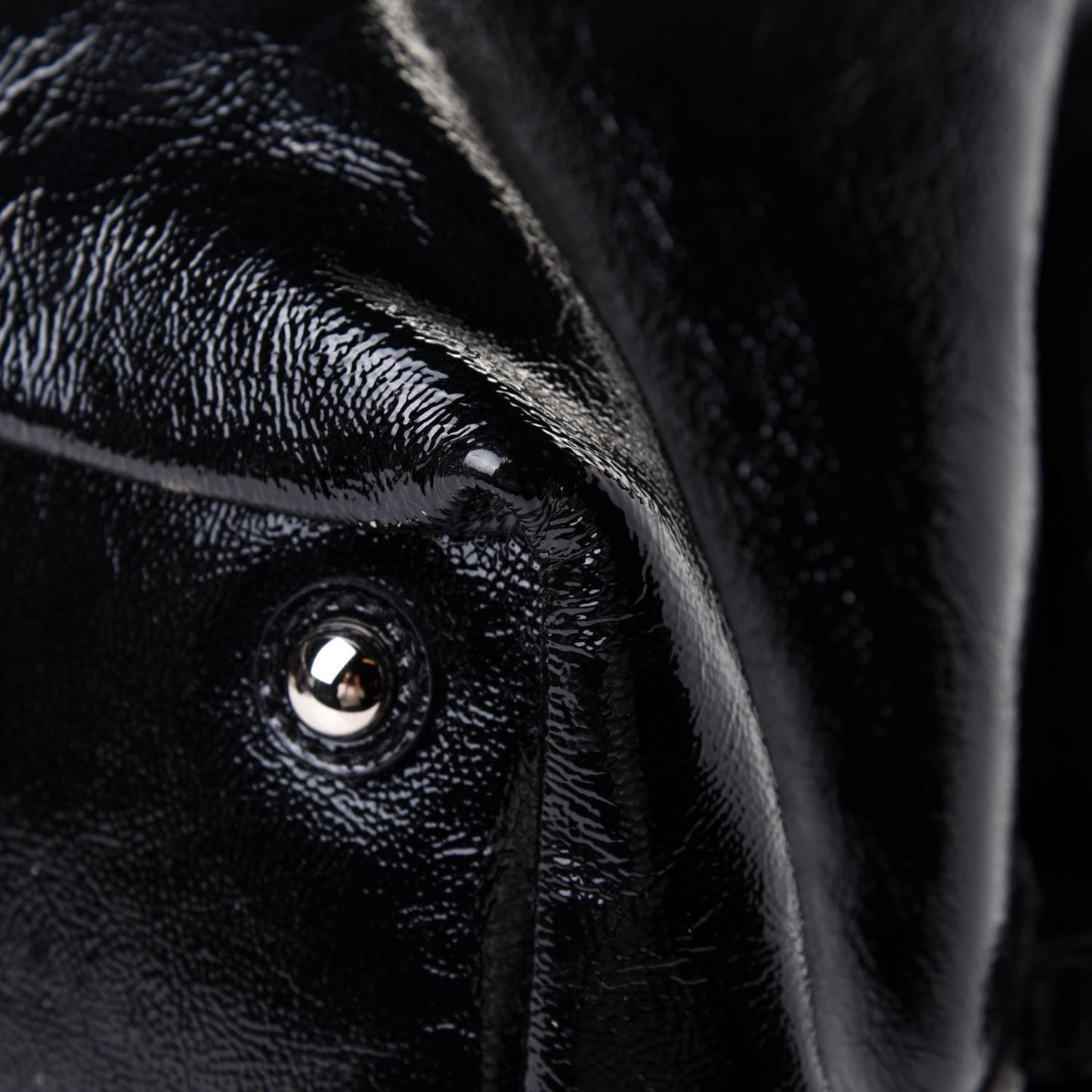 Textured Patent Medium Easy Y Bag Black