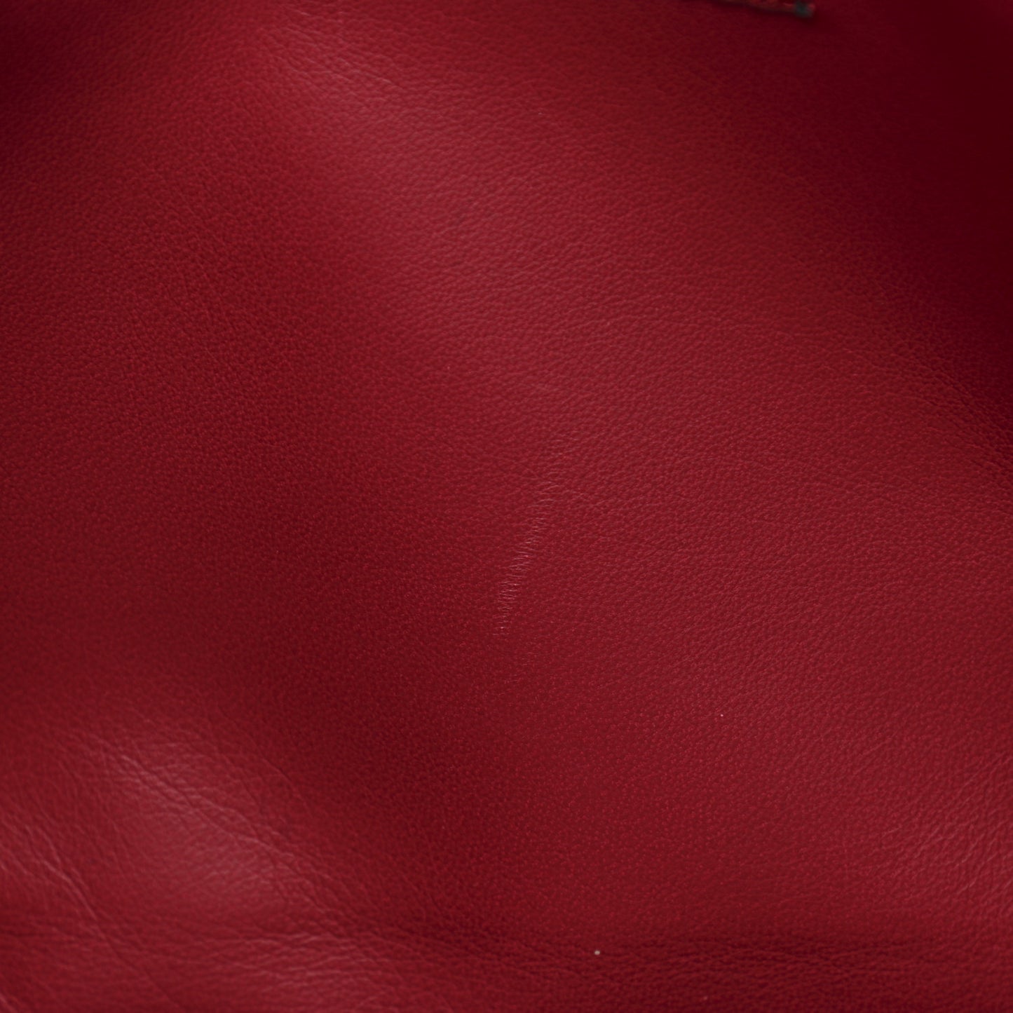Vitello Macro Rockstud Runway Tote Scarlet