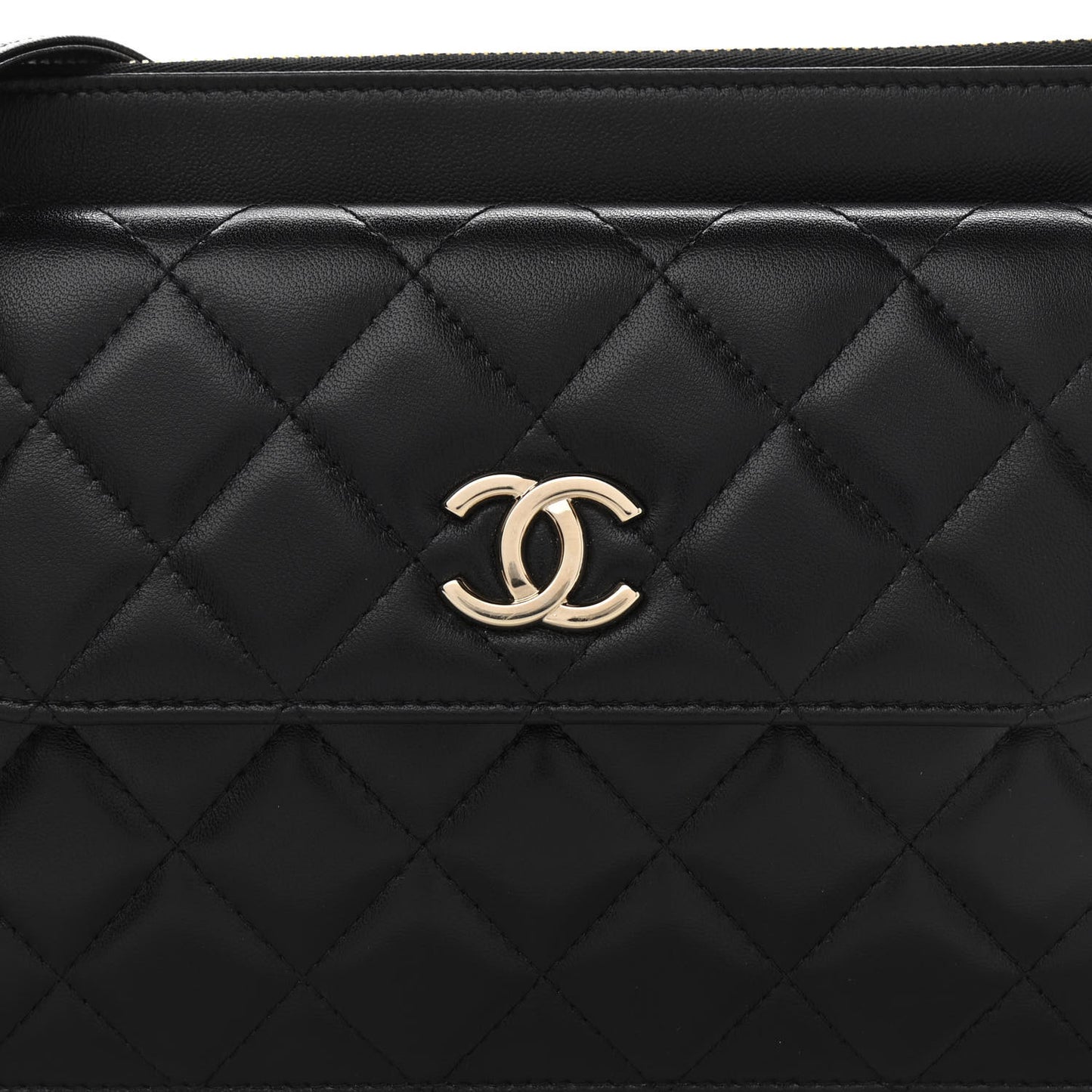 Lambskin Quilted Clutch With Chain Black
