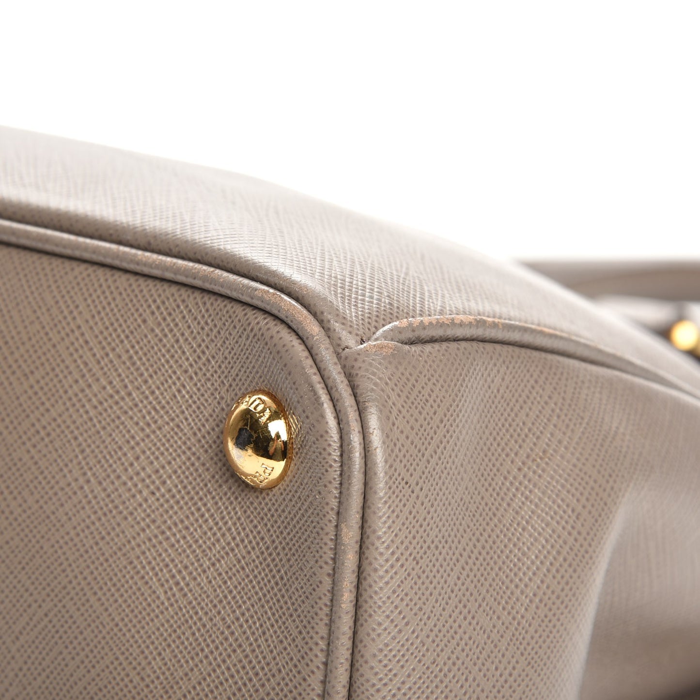 Saffiano Medium Galleria Double Zip Tote Argilla