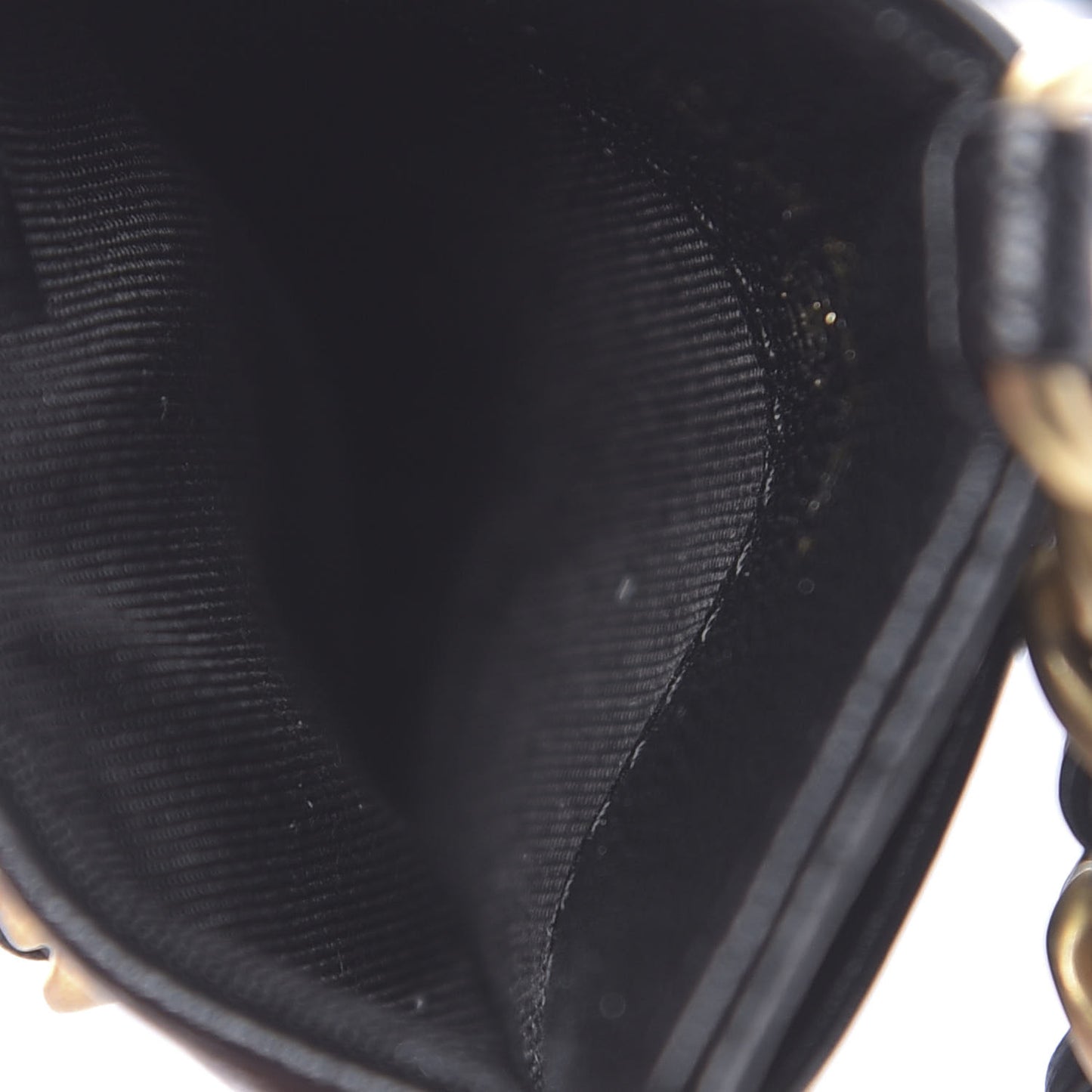 Goatskin Quilted 19 Card Holder On Chain Black