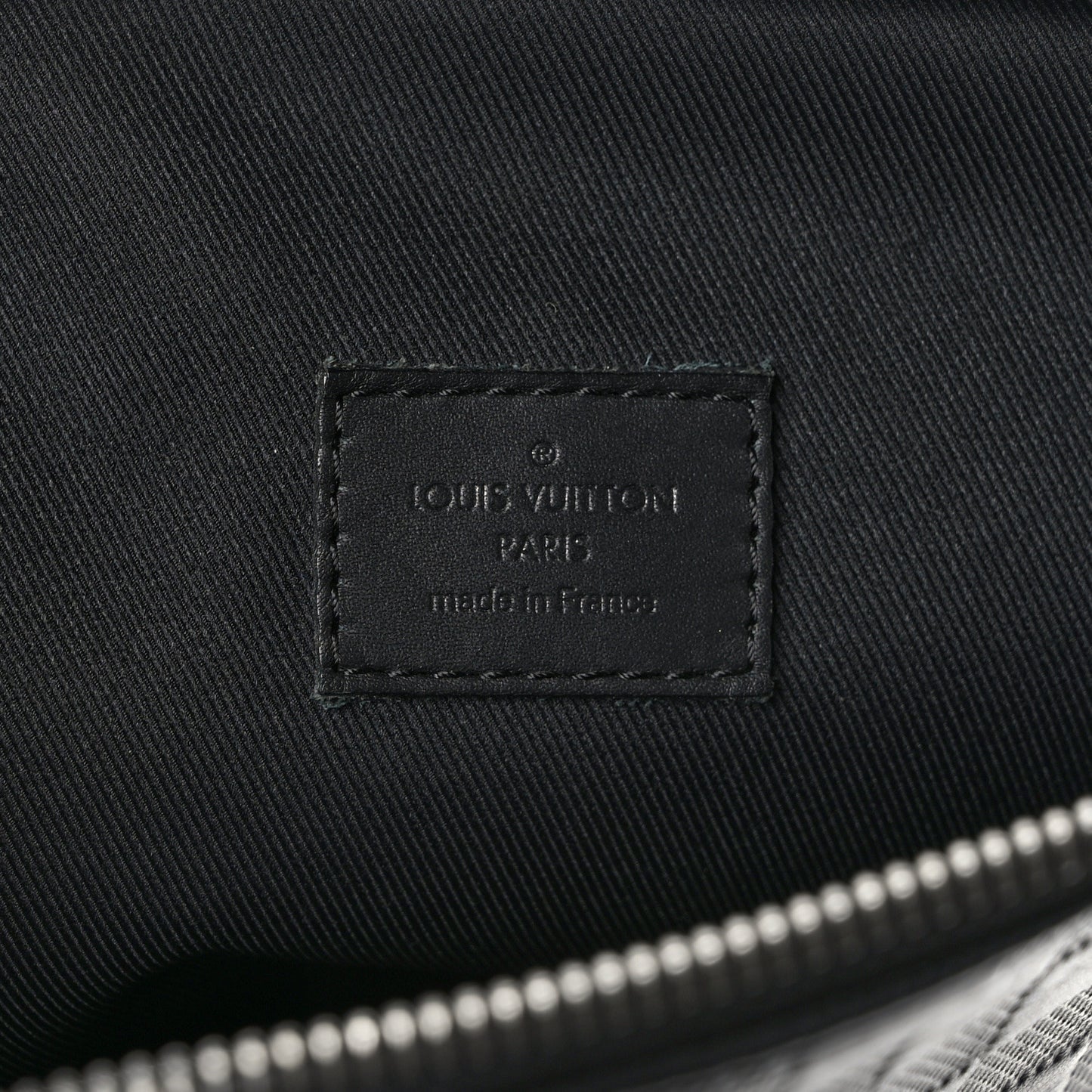 Damier Infini Avenue Sling Bag Onyx