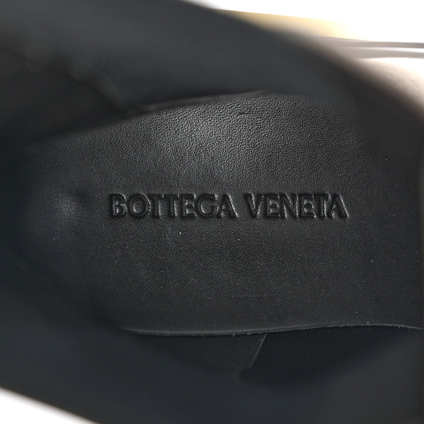 Calfskin The Tire Chelsea Boots 39 Wax Black Transparent