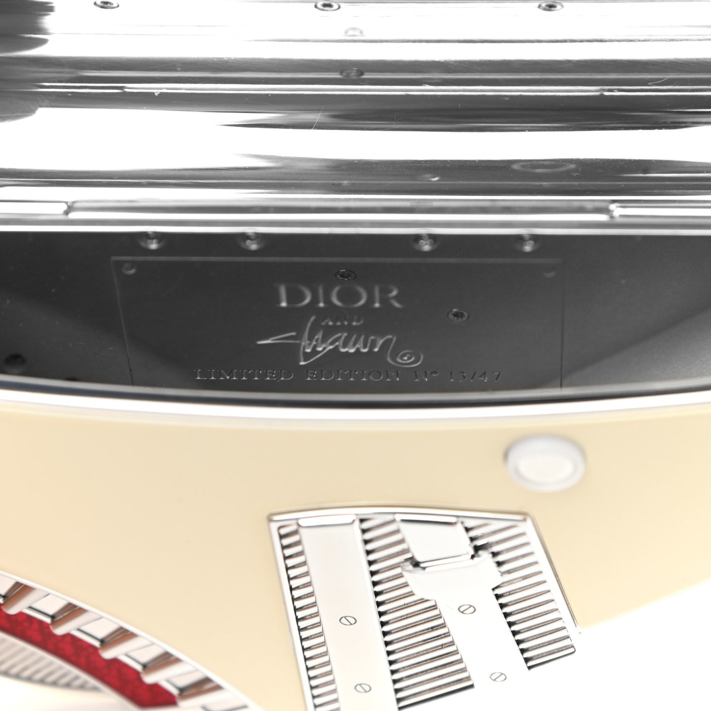 X SHAWN STUSSY Enamel Saddle Charm Key Ring Beige White