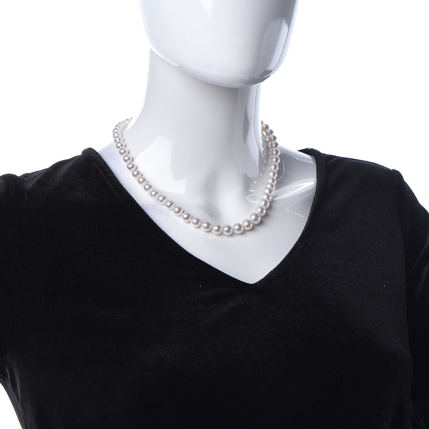 18K White Gold Akoya Pearl 7.5-9.5mm "M" Strand Graduated Necklace 18