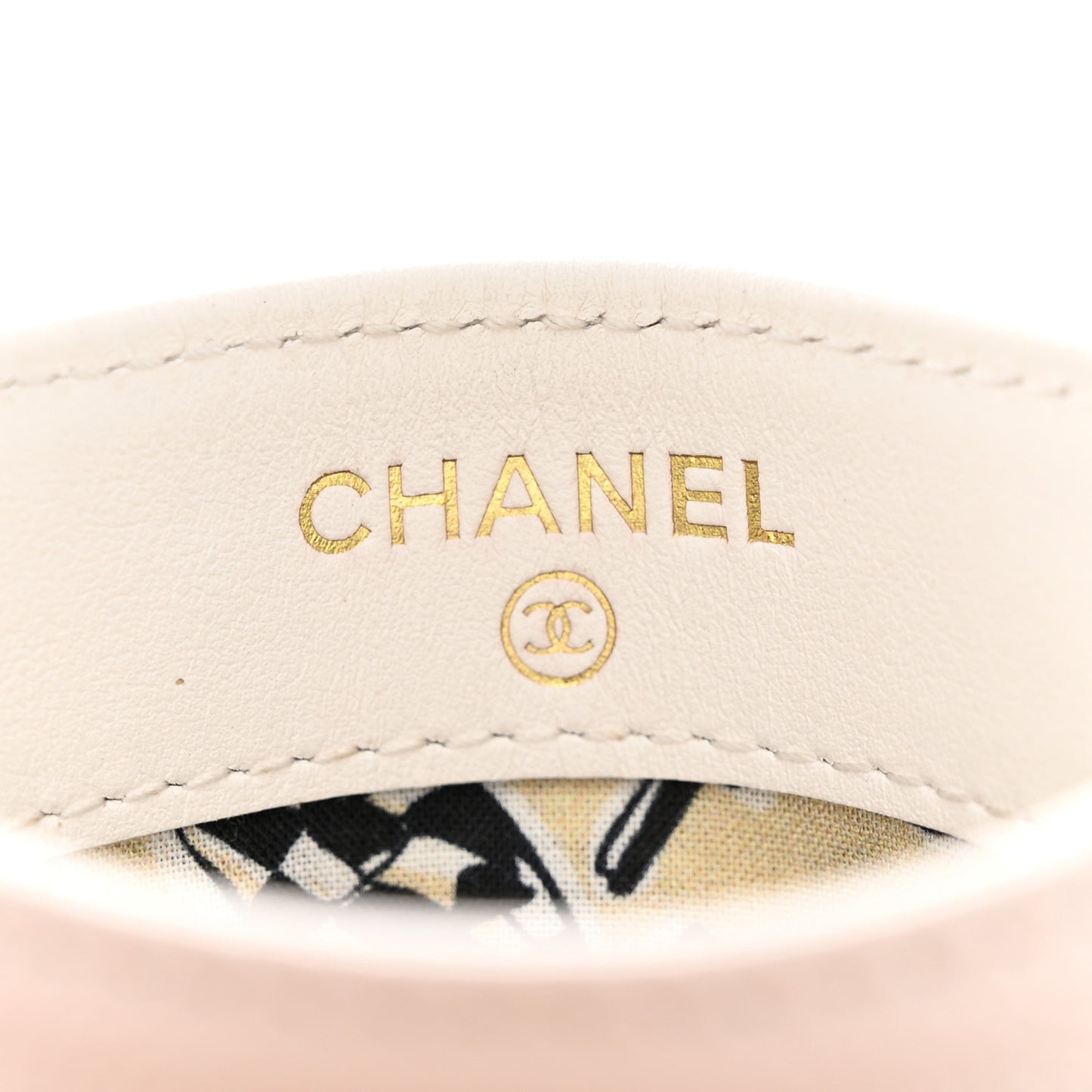 Caviar Metal Quilted Striated CC Card Holder White