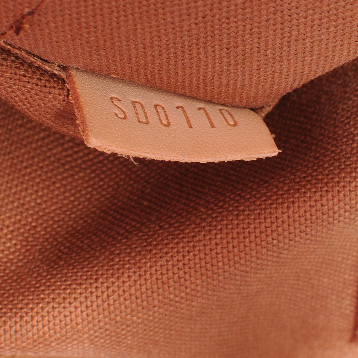 Louis Vuitton Monogram Tivoli GM 8 of 8