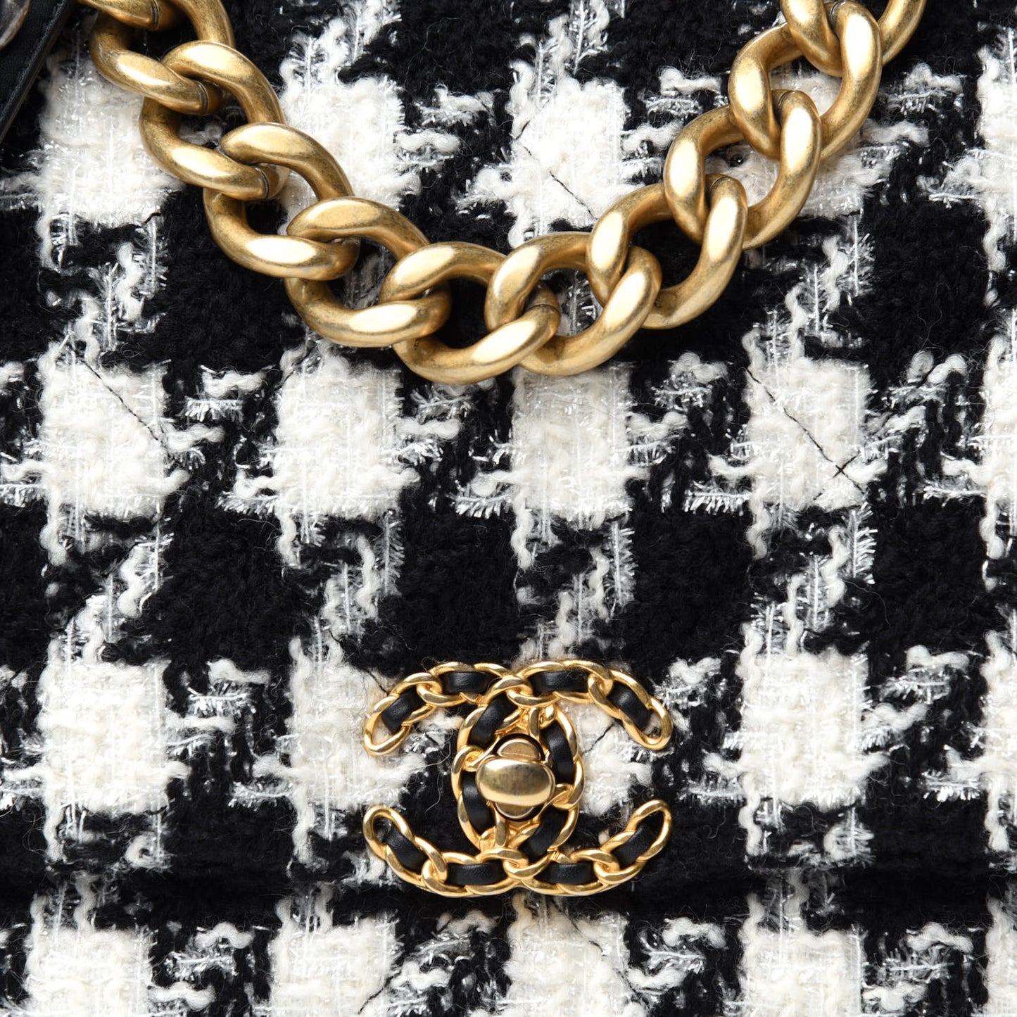 Tweed Quilted Maxi Chanel 19 Flap Black Ecru White