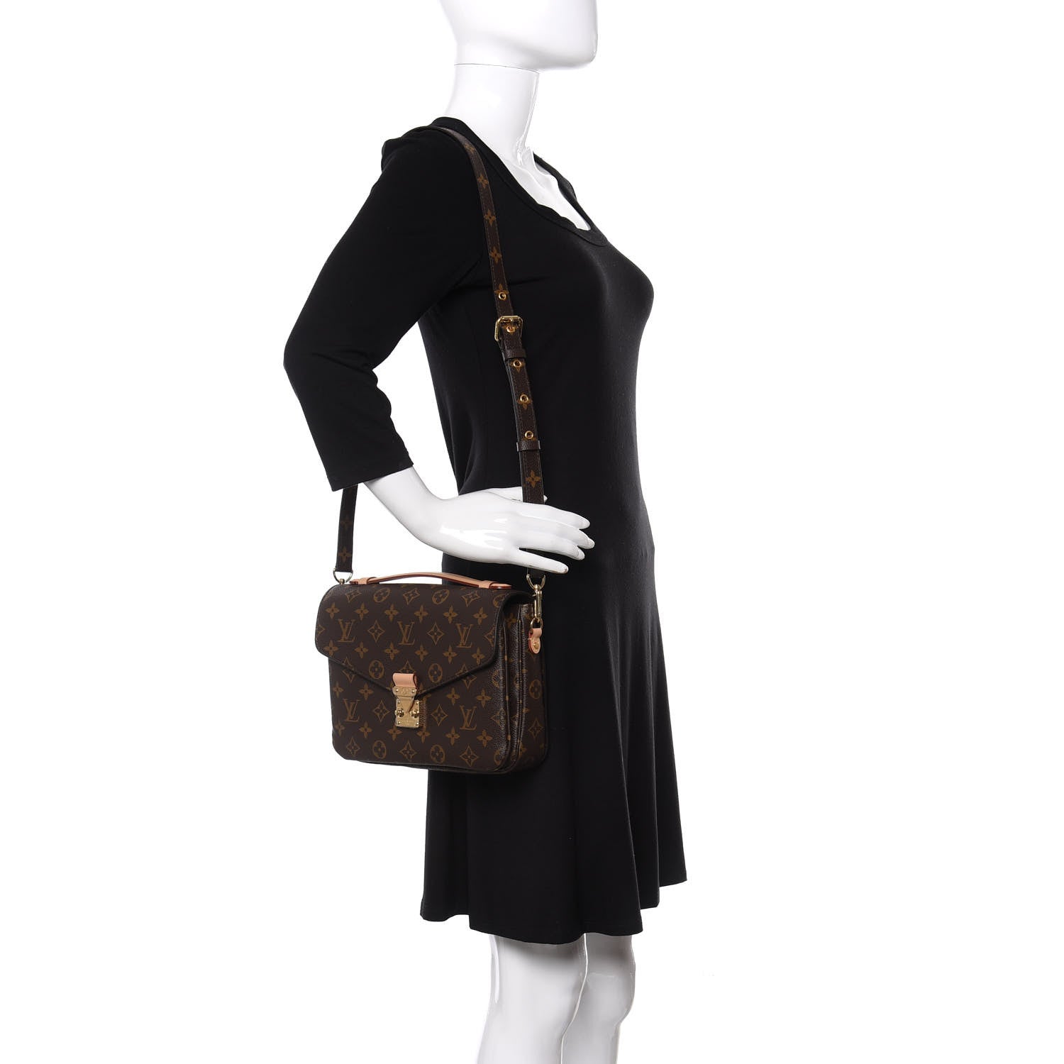 Louis Vuitton Monogram Pochette Metis 2 of 12