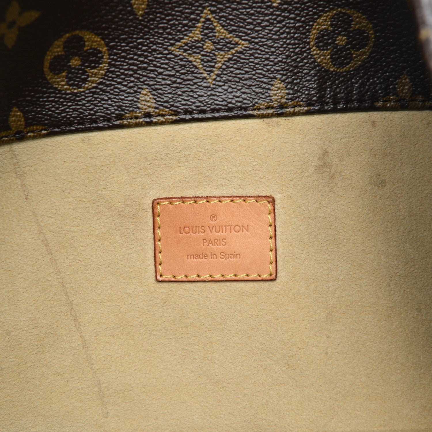 Louis Vuitton Monogram Artsy GM 6 of 8